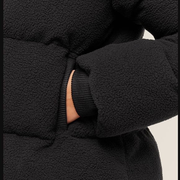 NWT - GYMSHARK - Borg Puffer Jacket (Black / Size S) - Picture 3 of 9